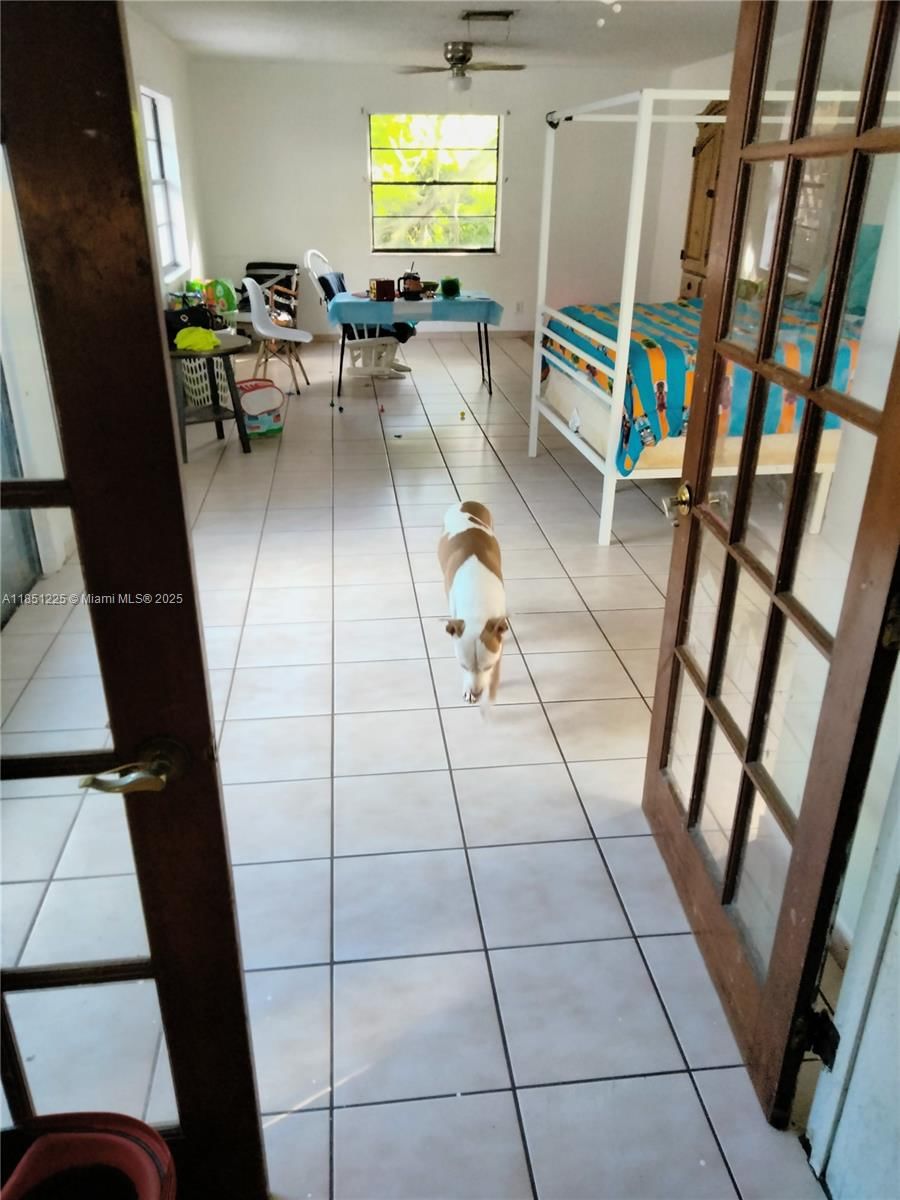 Real estate property located at 14902 65th Ter, Miami-dade, Westwind Lakes Sec 2, Miami, FL