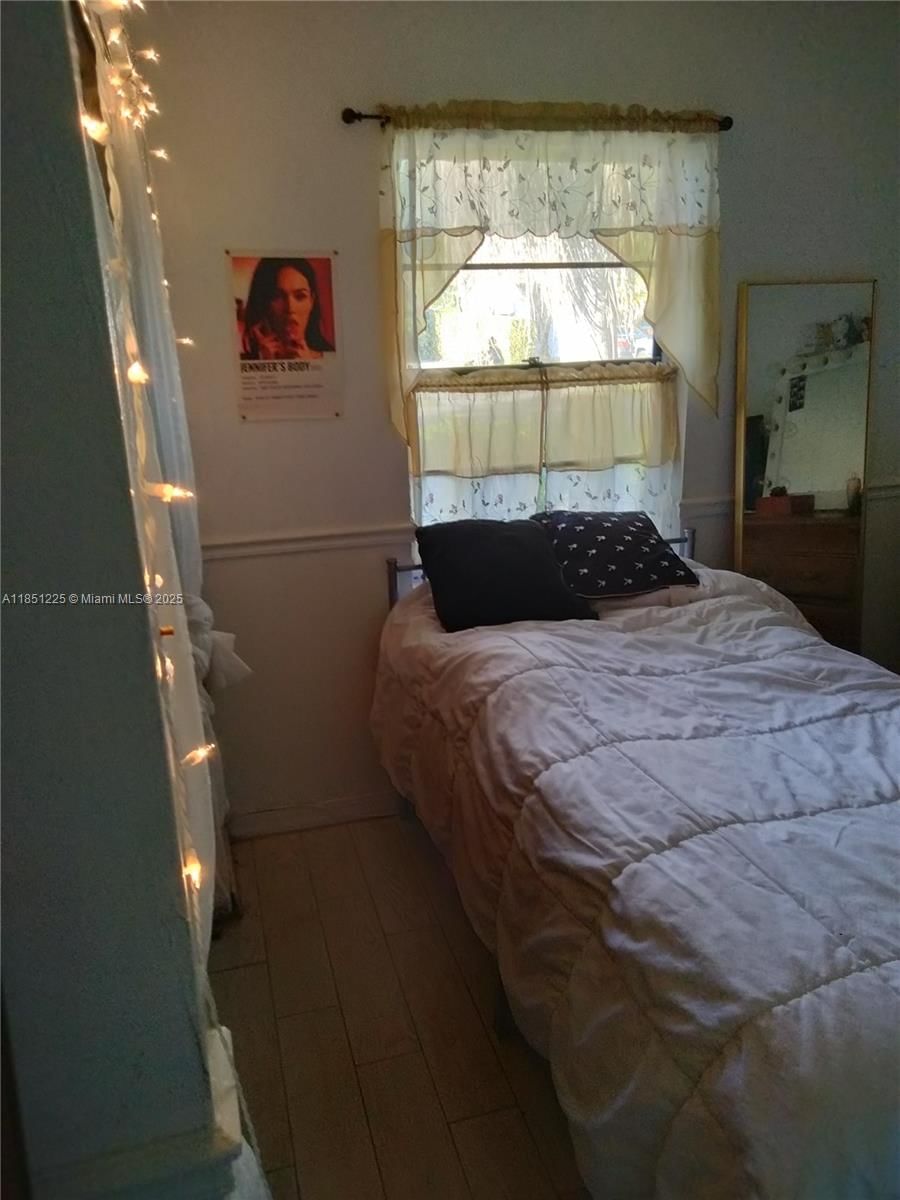 Real estate property located at 14902 65th Ter, Miami-dade, Westwind Lakes Sec 2, Miami, FL