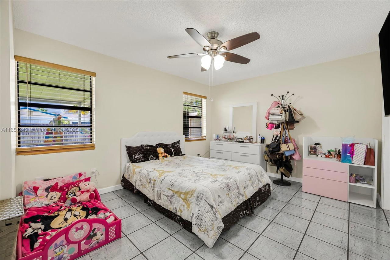 Real estate property located at 25425 128th Ave, Miami-dade, Princetonian West, Homestead, FL
