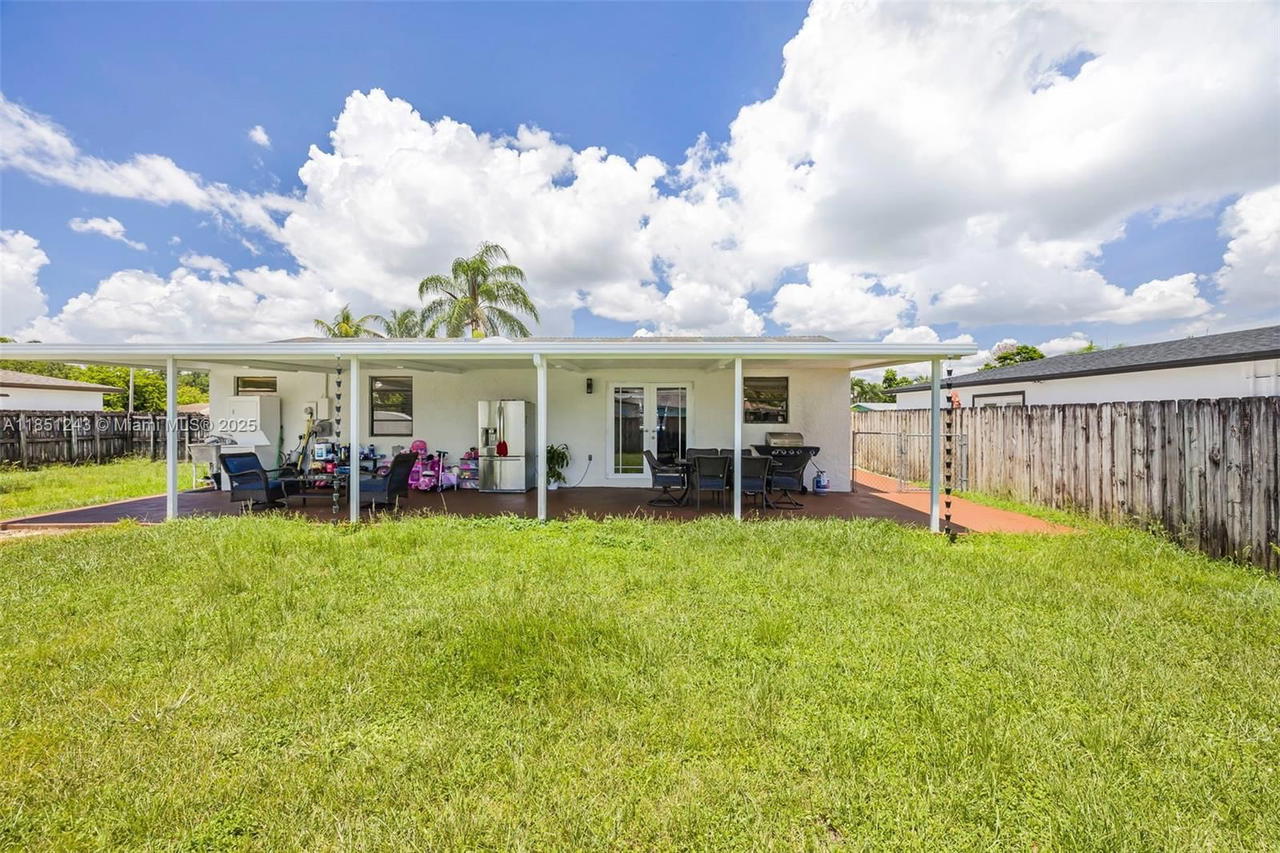 Real estate property located at 25425 128th Ave, Miami-dade, Princetonian West, Homestead, FL