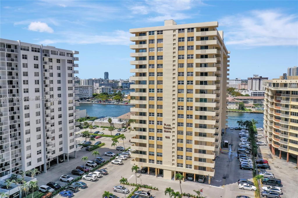 Real estate property located at 1833 Ocean Dr #511, Broward, Plaza Towers North Condo, Hallandale Beach, FL