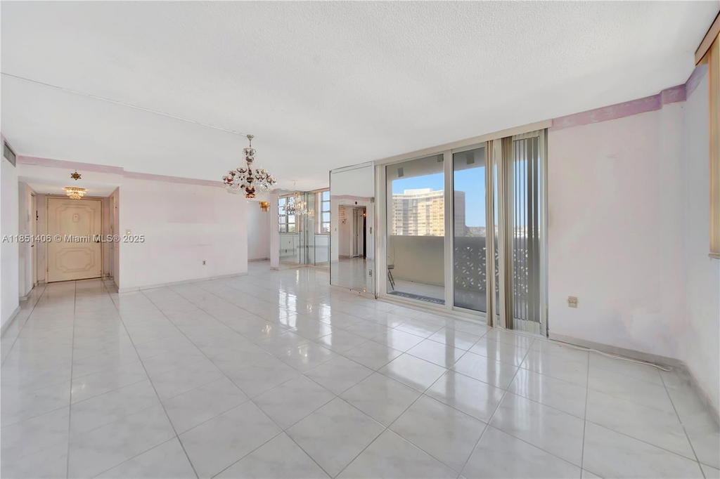 Real estate property located at 1833 Ocean Dr #511, Broward, Plaza Towers North Condo, Hallandale Beach, FL