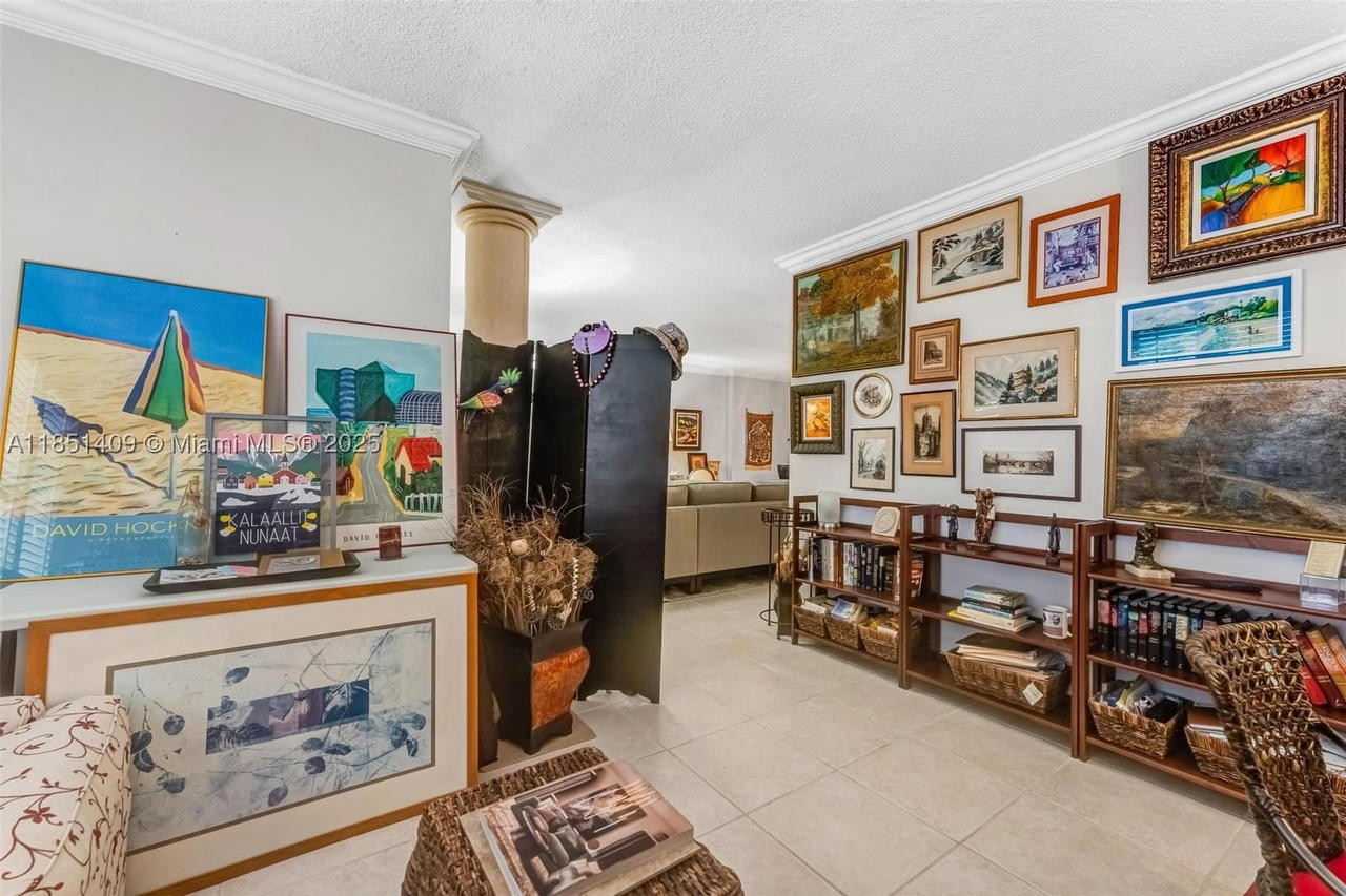 Real estate property located at 4330 Hillcrest Dr #516, Broward, Hillcrest East No 23 Cond, Hollywood, FL