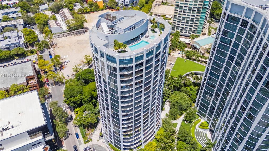 Real estate property located at 2831 Bayshore Dr #2204, Miami-dade, Club Residences At Park G, Miami, FL