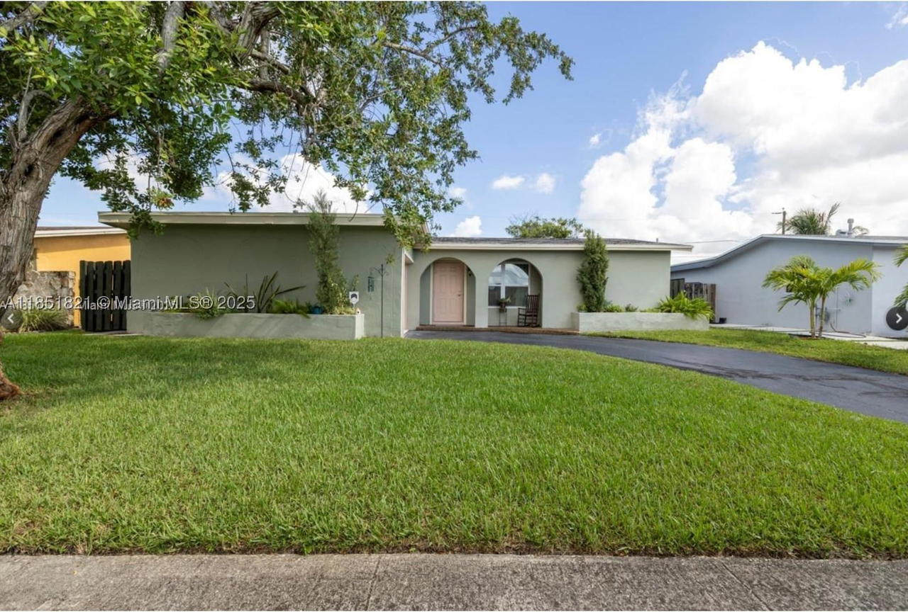 Real estate property located at 8941 25th Ct, Broward, Sunrise Golf Village Sec, Sunrise, FL