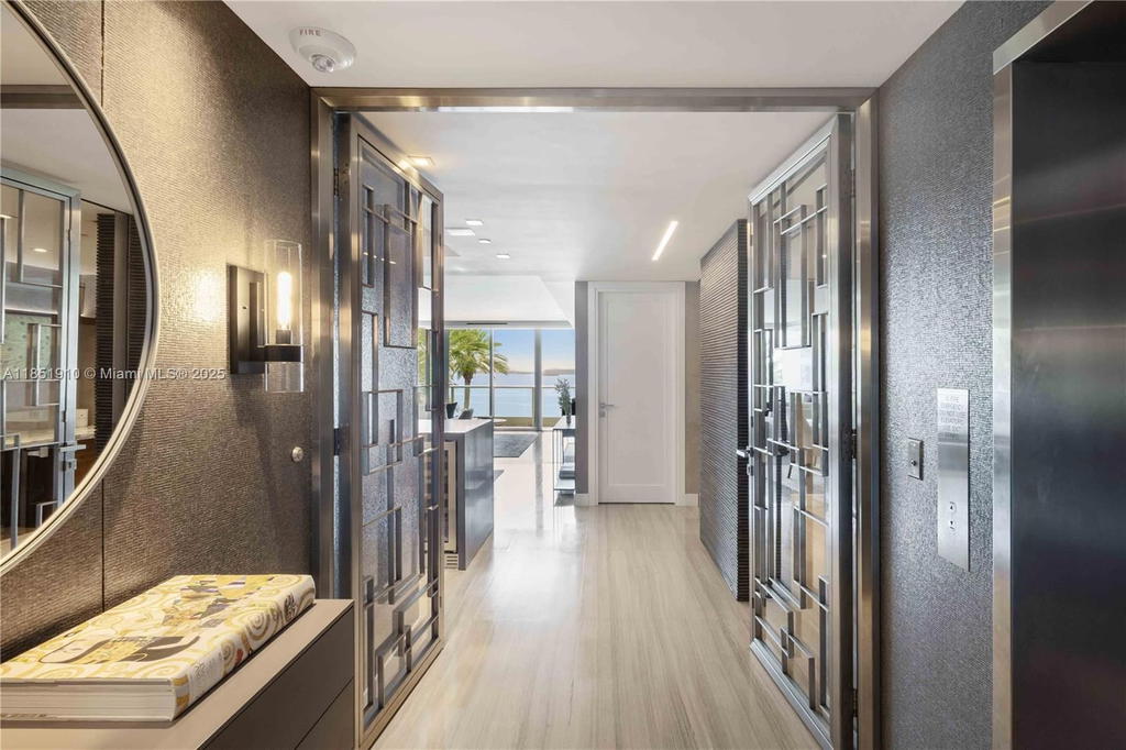 Real estate property located at 1331 Brickell Bay Dr #909, Miami-dade, Jade Residences At Bricke, Miami, FL