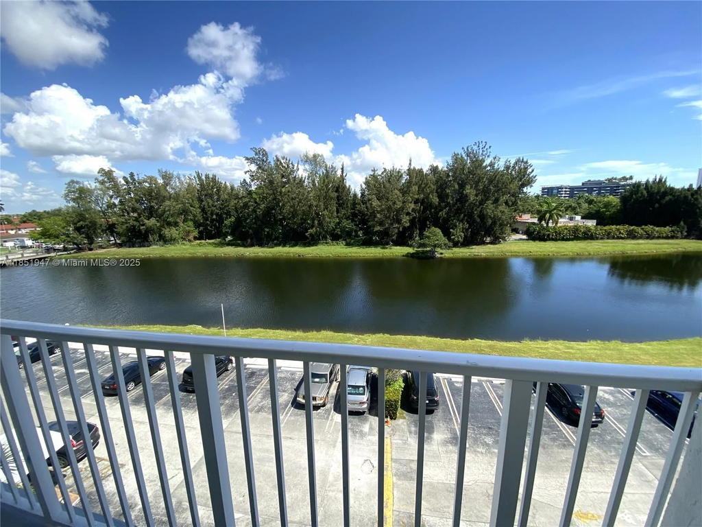 Real estate property located at 16465 22nd Ave #513, Miami-dade, Tall Trees Condo, North Miami Beach, FL