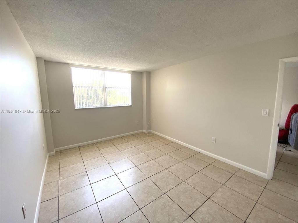 Real estate property located at 16465 22nd Ave #513, Miami-dade, Tall Trees Condo, North Miami Beach, FL