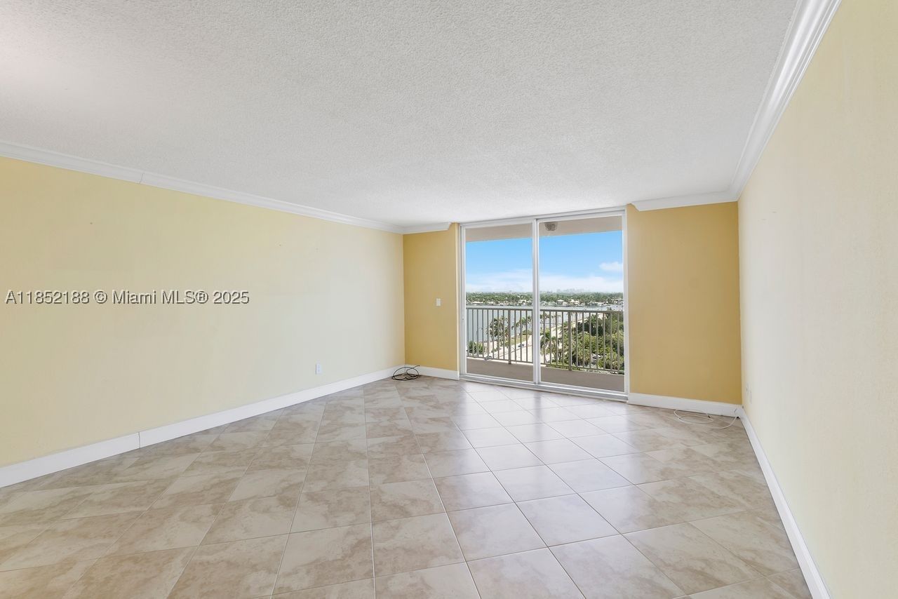 Real estate property located at 1401 Ocean Dr PH2, Broward, Stratford Towers Condo, Hollywood, FL