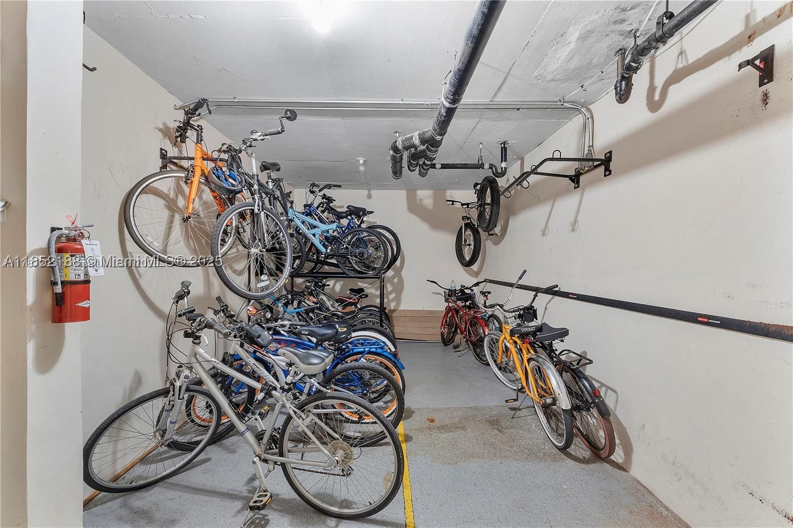 Real estate property located at 1401 Ocean Dr PH2, Broward, Stratford Towers Condo, Hollywood, FL