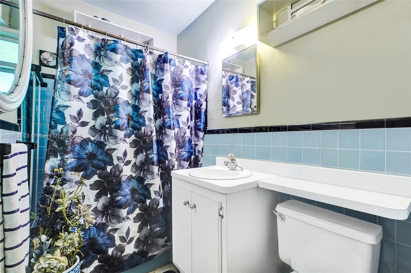 Real estate property located at 70 152nd St, Miami-dade, Bisc Gardens Sec A, Miami, FL
