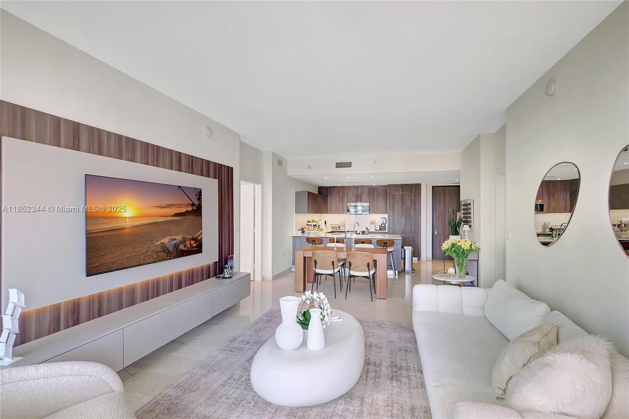 Real estate property located at 88 7th St #3003, Miami-dade, Rise Condo, Miami, FL