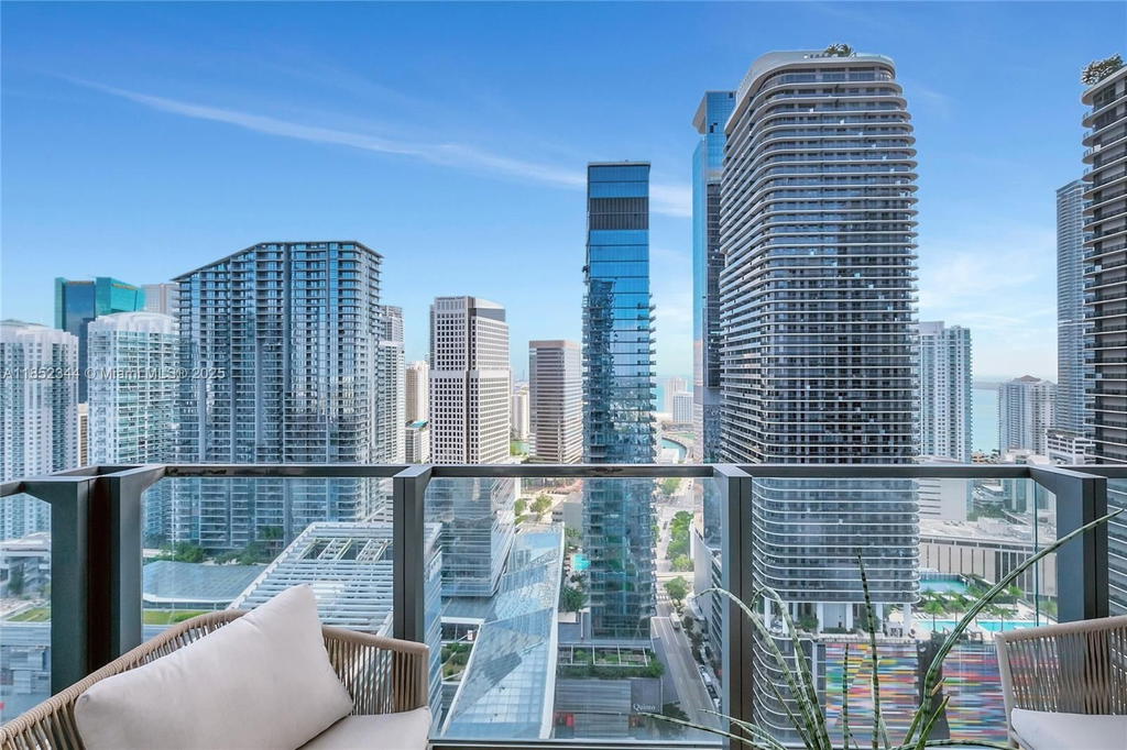 Real estate property located at 88 7th St #3003, Miami-dade, Rise Condo, Miami, FL