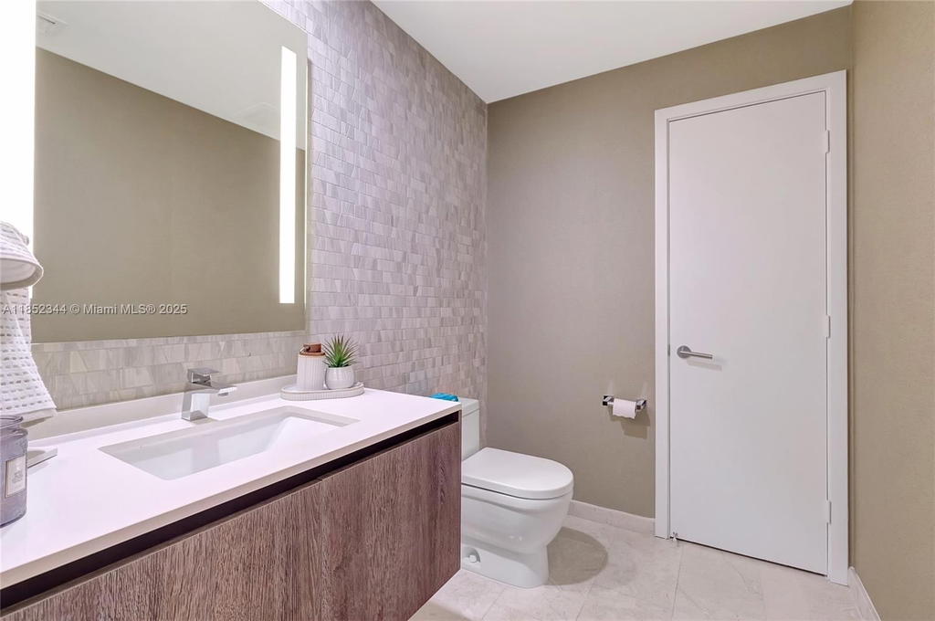 Real estate property located at 88 7th St #3003, Miami-dade, Rise Condo, Miami, FL