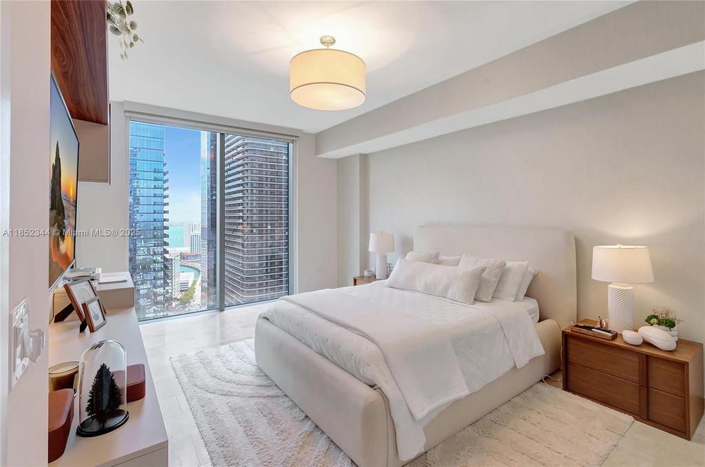 Real estate property located at 88 7th St #3003, Miami-dade, Rise Condo, Miami, FL