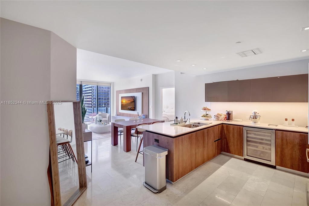 Real estate property located at 88 7th St #3003, Miami-dade, Rise Condo, Miami, FL