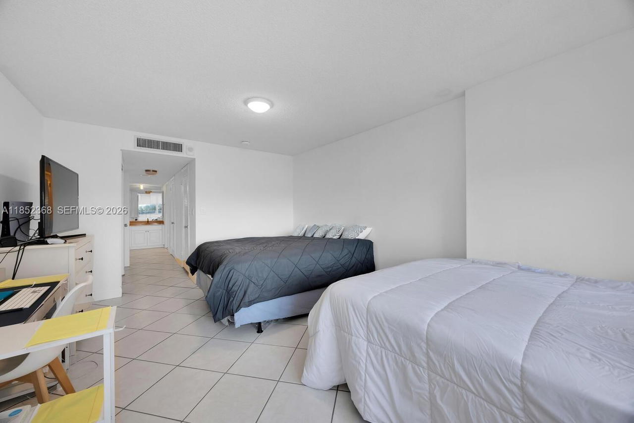 Real estate property located at 6039 Collins Ave #311, Miami-dade, Maison Grande Condo, Miami Beach, FL