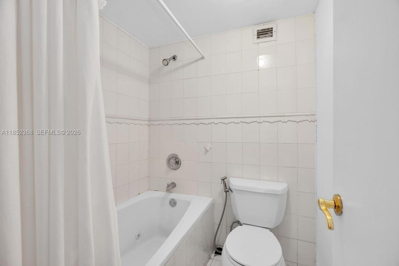 Real estate property located at 6039 Collins Ave #311, Miami-dade, Maison Grande Condo, Miami Beach, FL