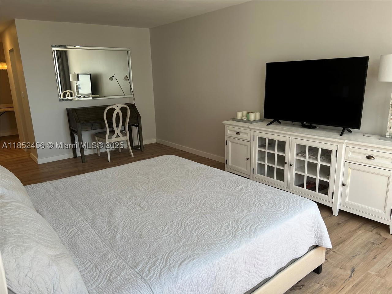 Real estate property located at 2751 Ocean Dr #1406-S, Broward, Aquarius Condo, Hollywood, FL