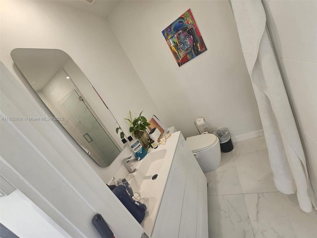 Real estate property located at 1610 Euclid Ave A111, Miami-dade, Lincoln Sub, Miami Beach, FL