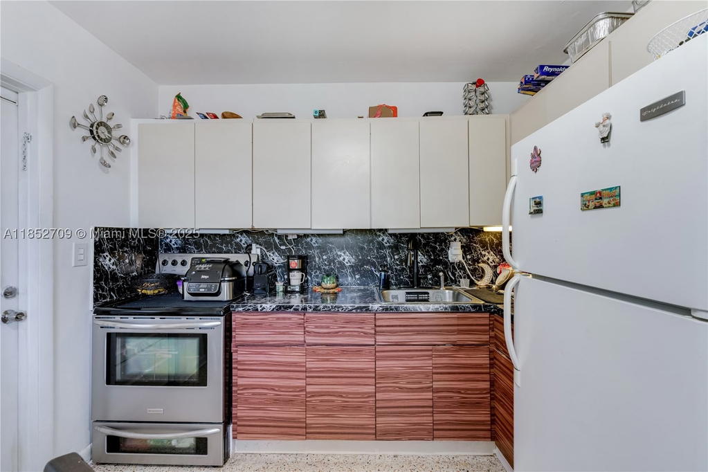 Real estate property located at 9311 37th St, Miami-dade, Central Heights, Miami, FL