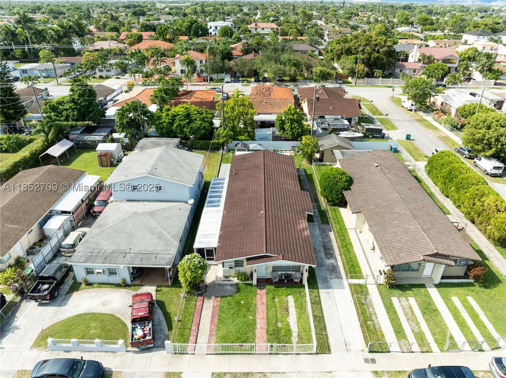 Real estate property located at 9311 37th St, Miami-dade, Central Heights, Miami, FL