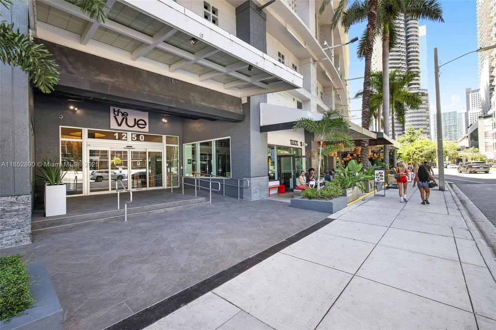 Real estate property located at 1250 Miami Ave #1911, Miami-dade, Vue At Brickell Condo, Miami, FL