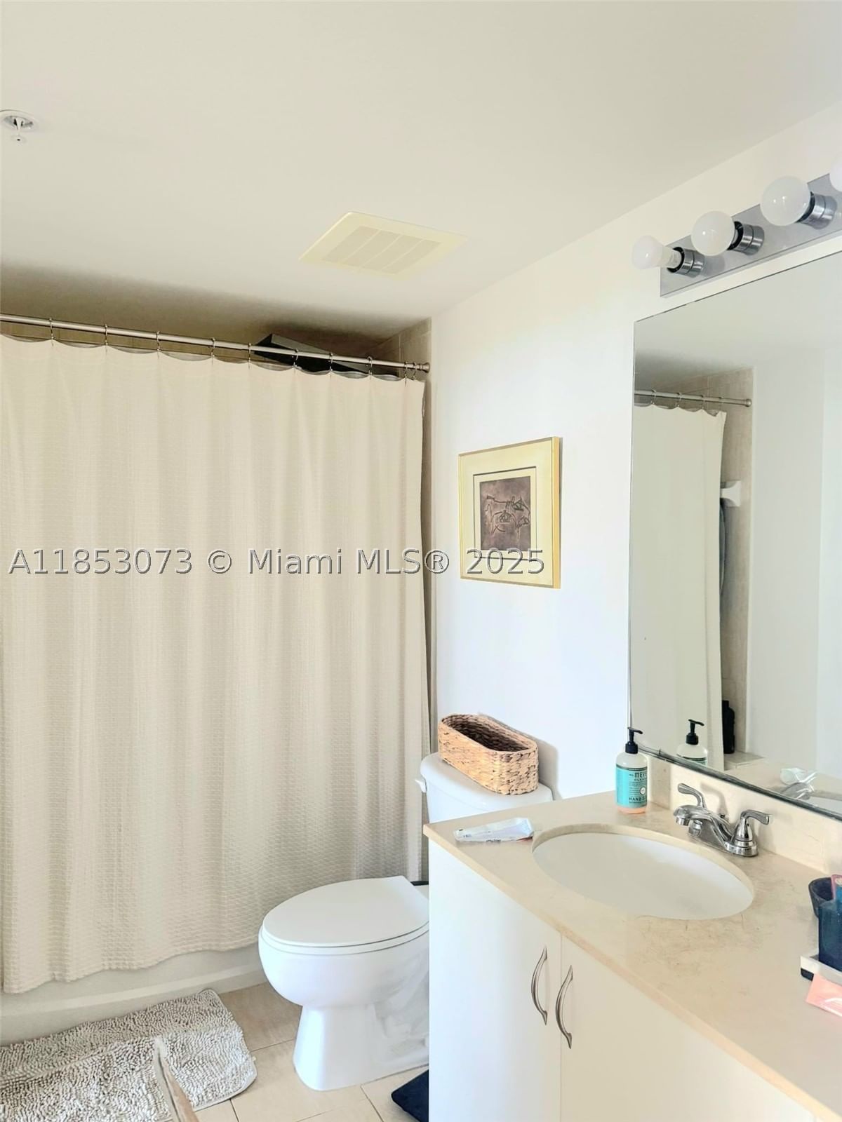 Real estate property located at 1750 Bayshore Dr PH-5411, Miami-dade, Opera Tower Condo, Miami, FL