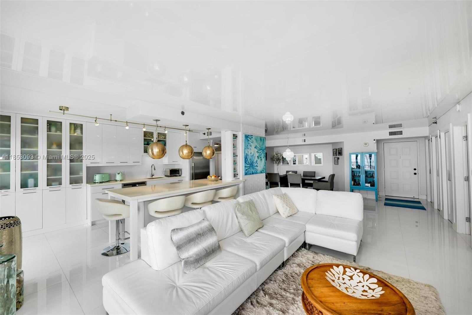 Real estate property located at 1201 Ocean Dr #1904S, Broward, Summit Condo, Hollywood, FL