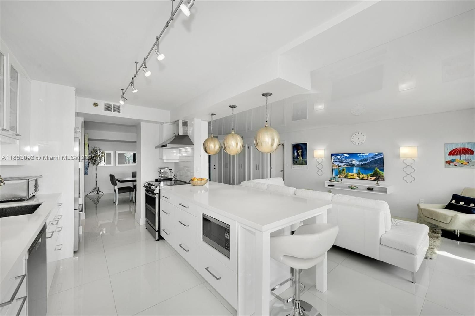 Real estate property located at 1201 Ocean Dr #1904S, Broward, Summit Condo, Hollywood, FL
