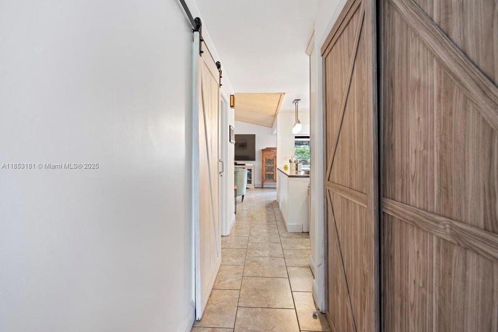 Real estate property located at 7831 11th Ct, Broward, Marcano Estates, Plantation, FL