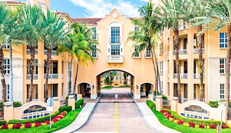 Real estate property located at 3001 185th St #638, Miami-dade, Alaqua Condo, Aventura, FL