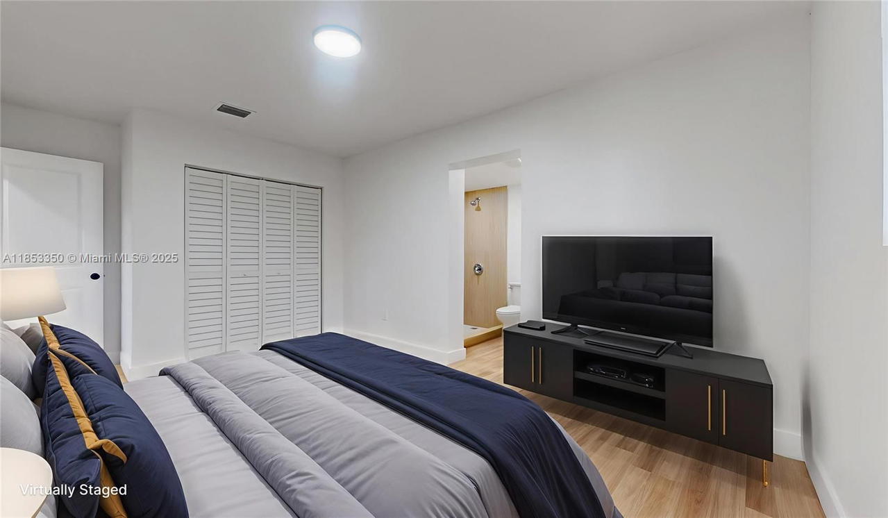 Real estate property located at 9781 159th St, Miami-dade, Palmetto Country Club Est, Miami, FL