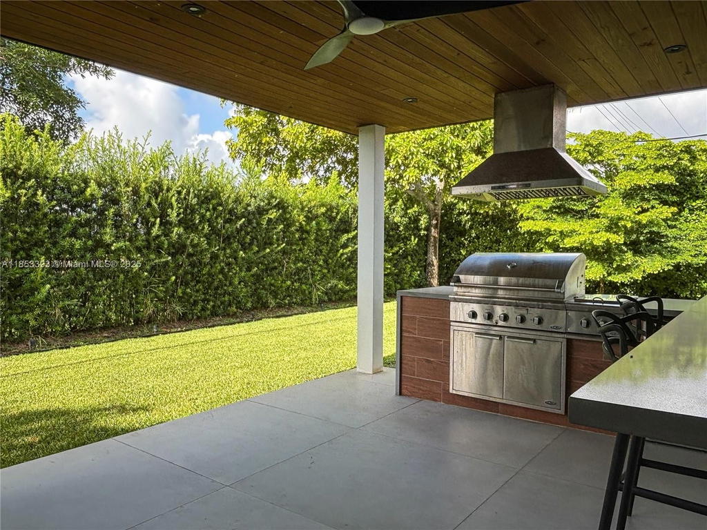 Real estate property located at 8760 84th St, Miami-dade, Cypress Cove Estates Sec, Miami, FL