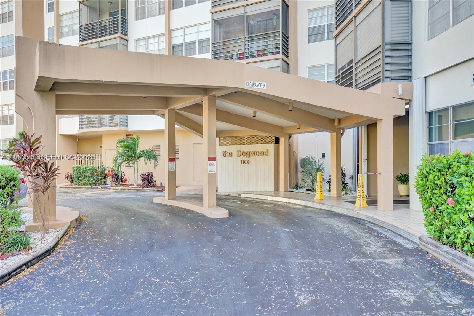 Real estate property located at 1100 Saint Charles Pl #504, Broward, Park Place Condominium No, Pembroke Pines, FL