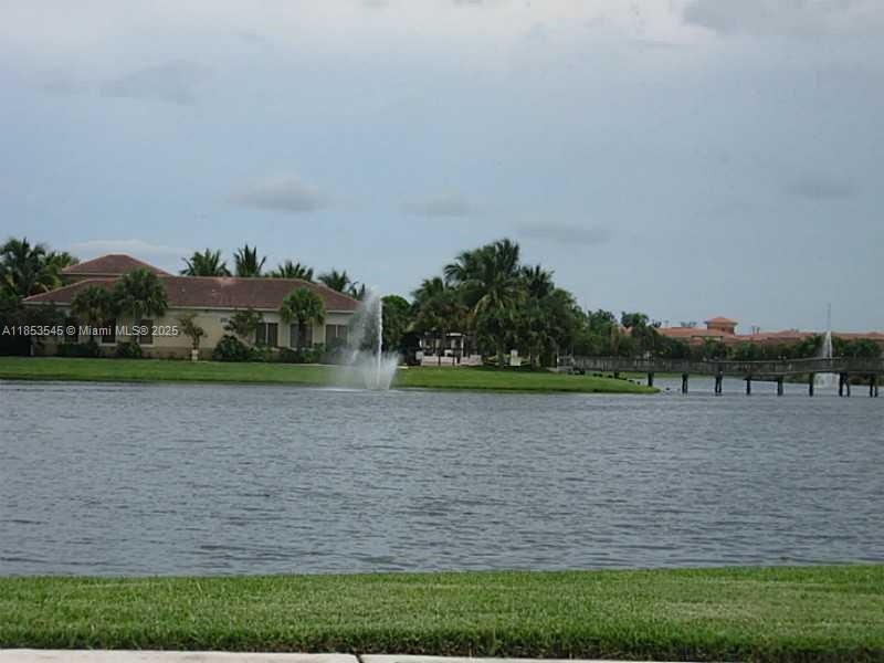 Real estate property located at 2433 Centergate Dr #204, Broward, Aventine At Miramar Condo, Miramar, FL