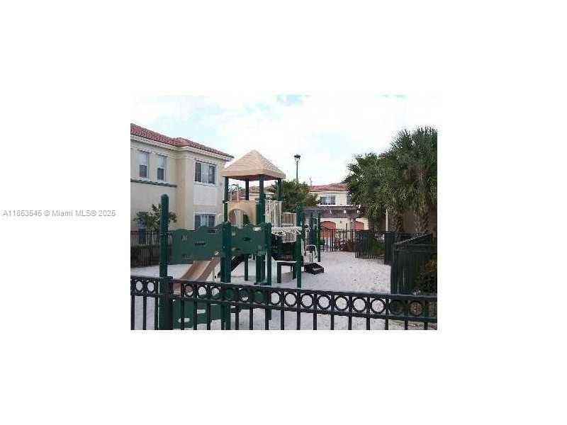 Real estate property located at 2433 Centergate Dr #204, Broward, Aventine At Miramar Condo, Miramar, FL
