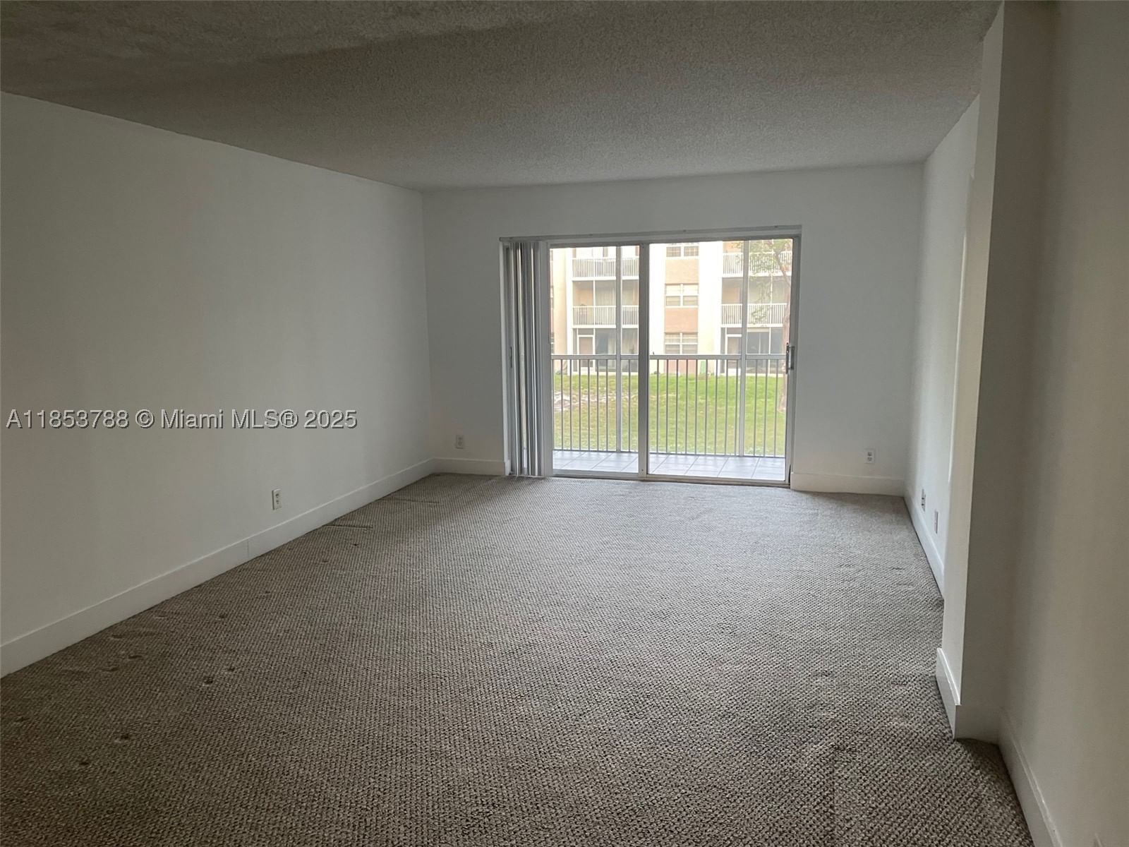 Real estate property located at 1075 Riverside Dr #203, Broward, Sherwood Square Condomini, Coral Springs, FL