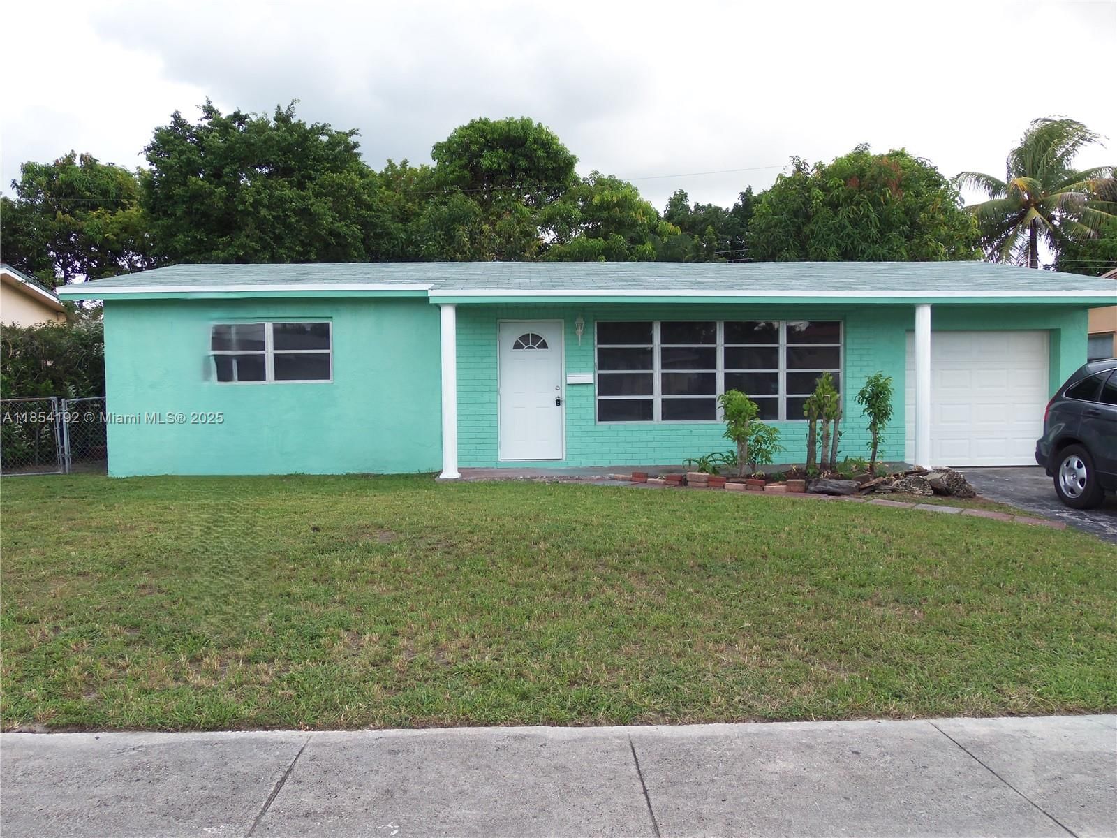 Real estate property located at 5960 16th Ct, Broward, Fourth Add To Sunrise Gol, Sunrise, FL