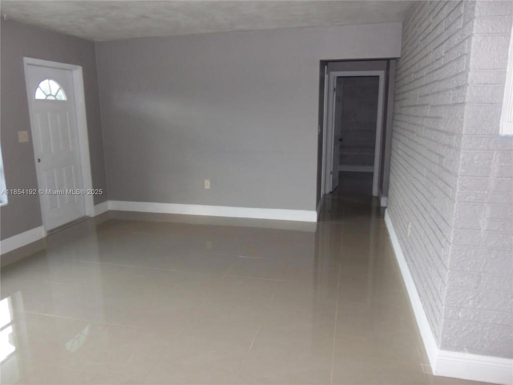 Real estate property located at 5960 16th Ct, Broward, Fourth Add To Sunrise Gol, Sunrise, FL