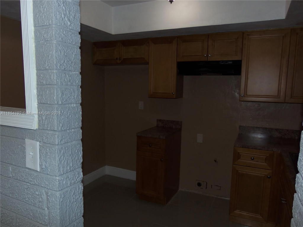 Real estate property located at 5960 16th Ct, Broward, Fourth Add To Sunrise Gol, Sunrise, FL