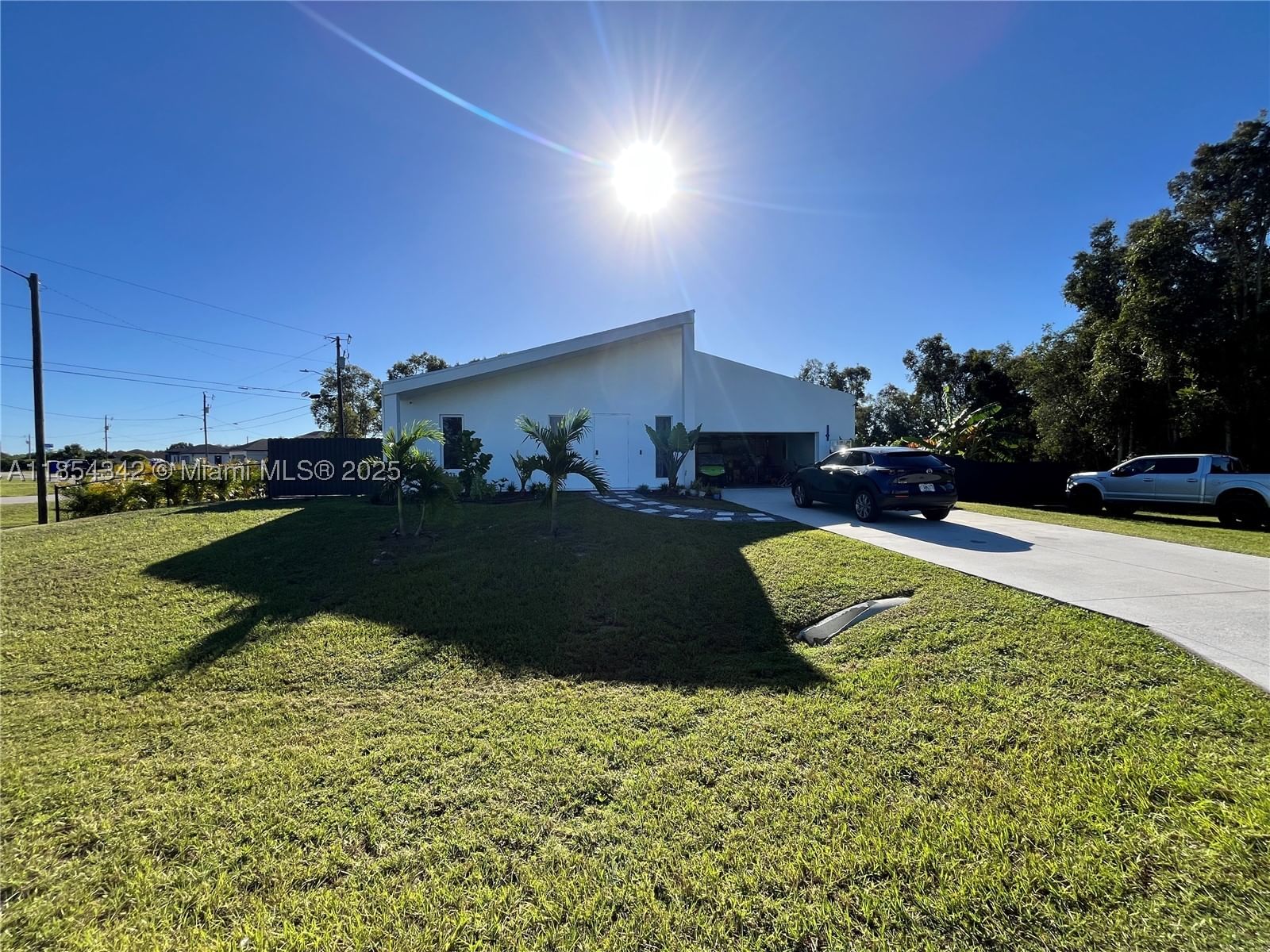 Real estate property located at 395 Pace Avenue, Lee, Southwood, Lehigh Acres, FL