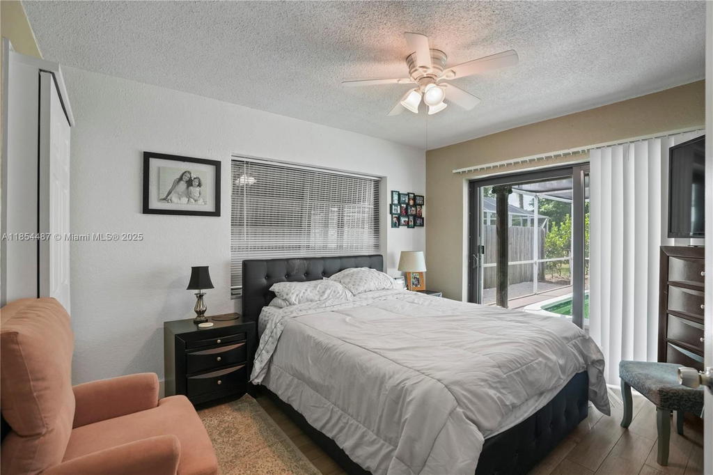 Real estate property located at 4301 45th Ave, Broward, Oakland Estates 1st Sec, Lauderdale Lakes, FL
