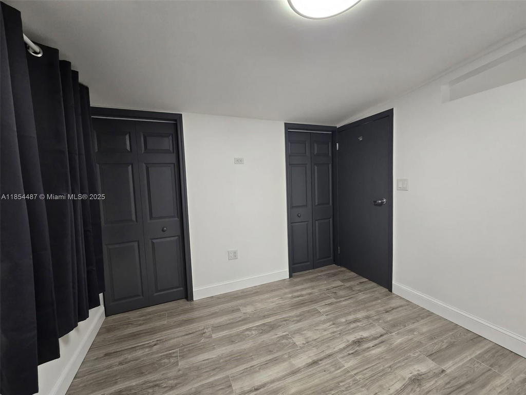 Real estate property located at 4301 45th Ave, Broward, Oakland Estates 1st Sec, Lauderdale Lakes, FL