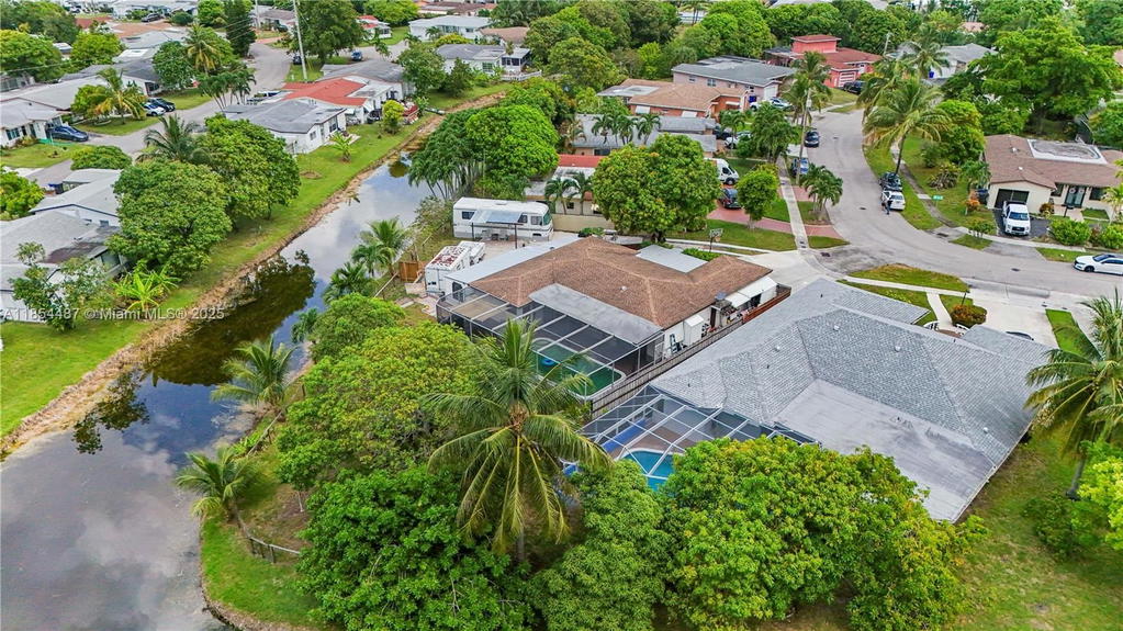 Real estate property located at 4301 45th Ave, Broward, Oakland Estates 1st Sec, Lauderdale Lakes, FL