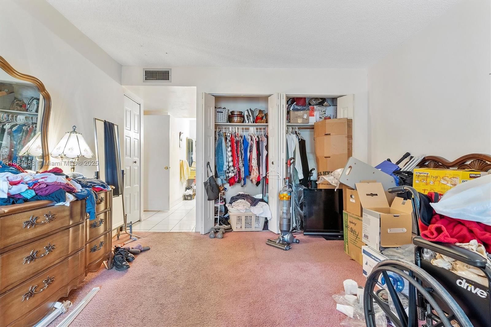 Real estate property located at 6855 Broward Blvd #405, Broward, Plantation Club B Condo, Plantation, FL