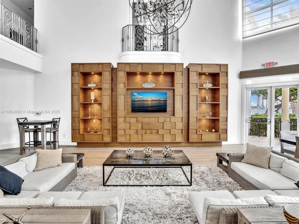 Real estate property located at 3255 184th St #12406, Miami-dade, Village By The Bay Condo, Aventura, FL