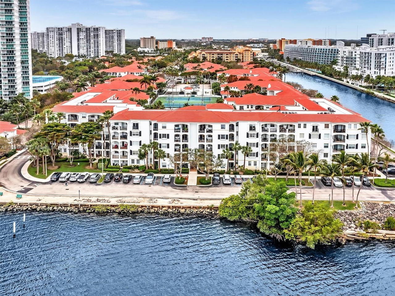 Real estate property located at 3255 184th St #12406, Miami-dade, Village By The Bay Condo, Aventura, FL