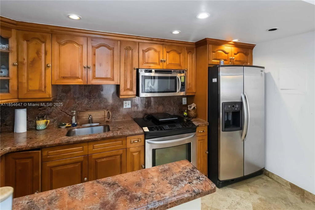 Real estate property located at 4140 79th Ave #1B, Miami-dade, Doral Gardens Condo, Doral, FL