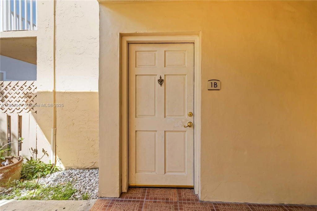 Real estate property located at 4140 79th Ave #1B, Miami-dade, Doral Gardens Condo, Doral, FL